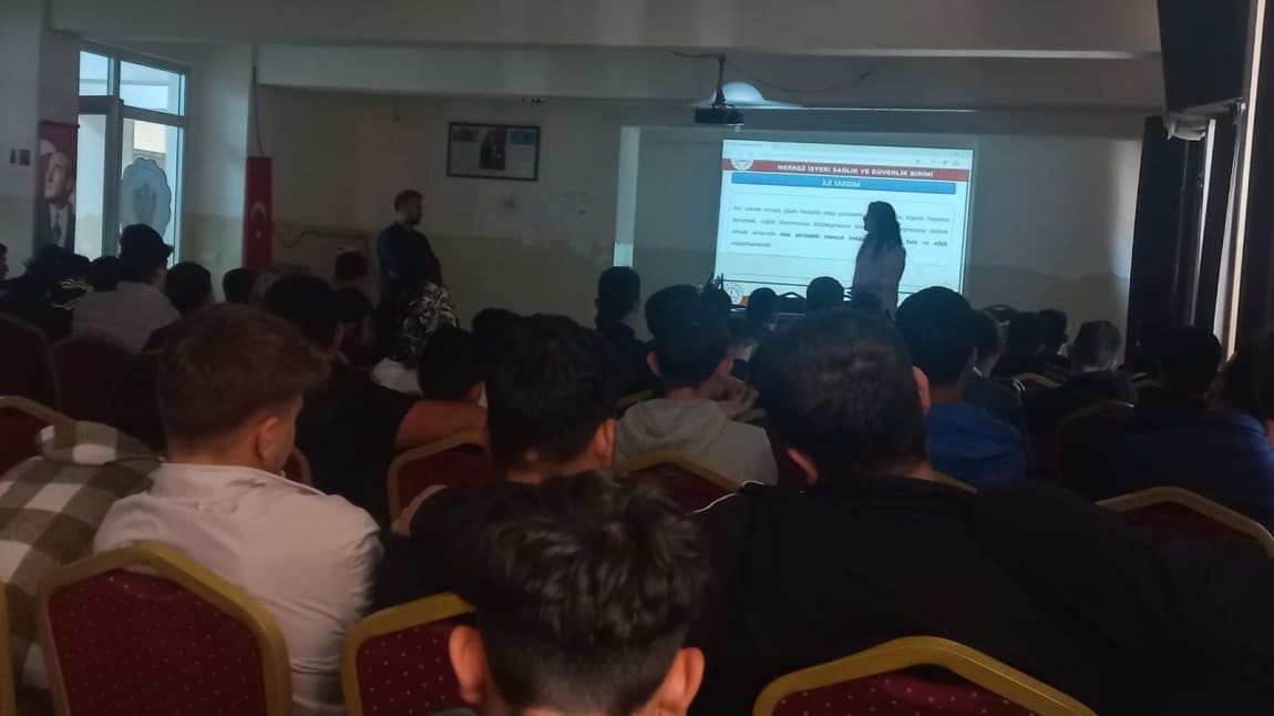 Öğrencilerimiz ve Velilerimiz İçin İlkyardım Farkındalık Eğitimi 